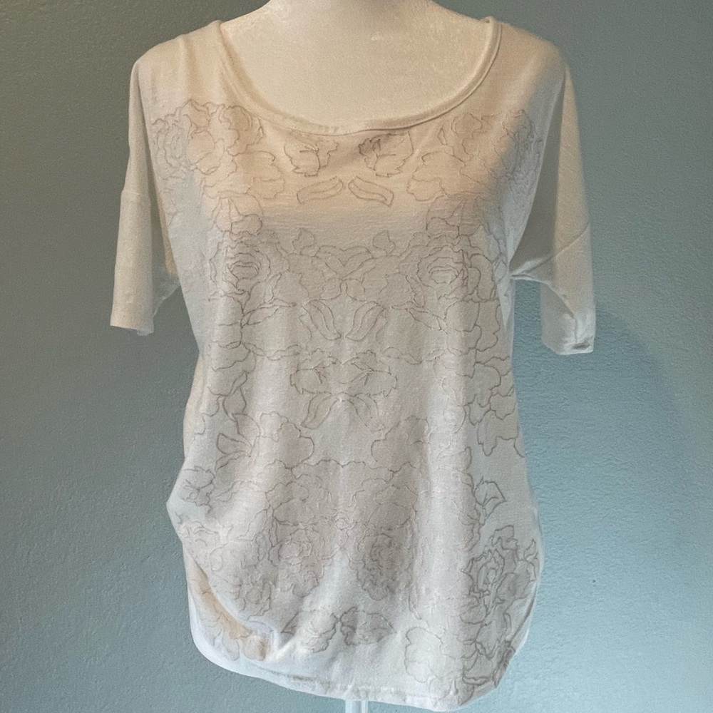 Maurices White Relaxed Blouse Short Sleeve